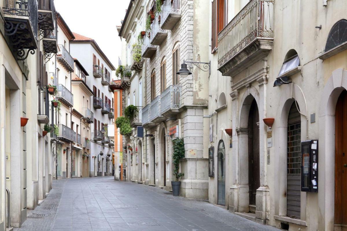 Borgo Antico Santa Lucia Acomodação com café da manhã Potenza Exterior foto